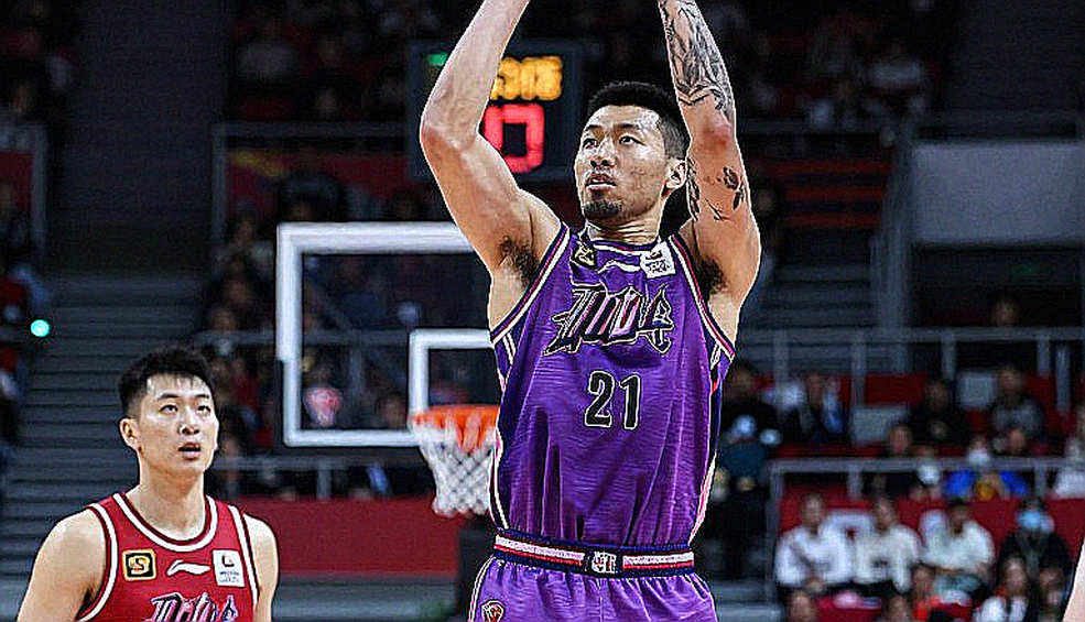 Ginebra 106-89 Phoenix: thắng từ đầu đến cuối, và cái bẫy của một trận đấu không có bảng thống kê