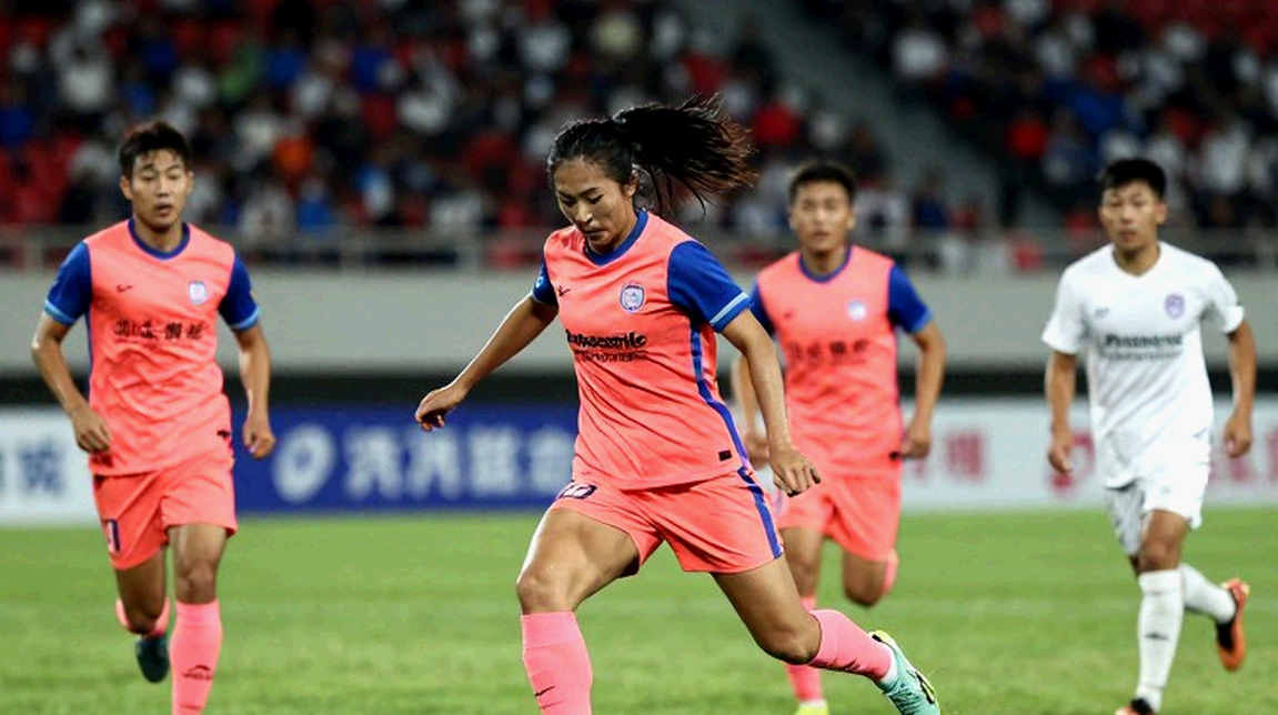 U23 Vietnam 2-0 U23 Philippines: Two Late Goals and the Space Behind the Defensive Line U23 Vietnam 2-0 U23 Philippines: Two Late Goals and the Space Behind the Defensive Line