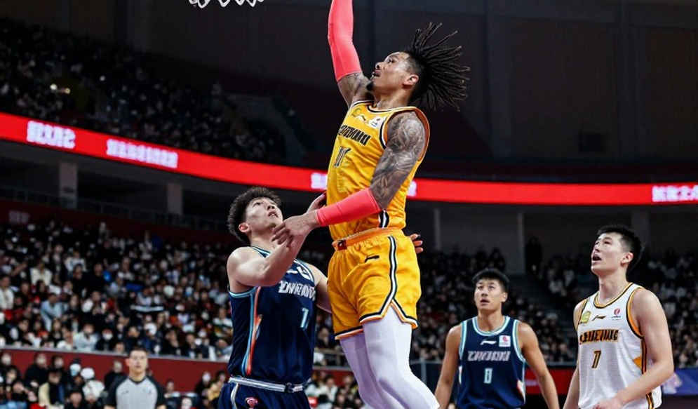 21-10 ở hiệp một: bài học dữ liệu từ chiến thắng 71-37 của Eurohoops Academy