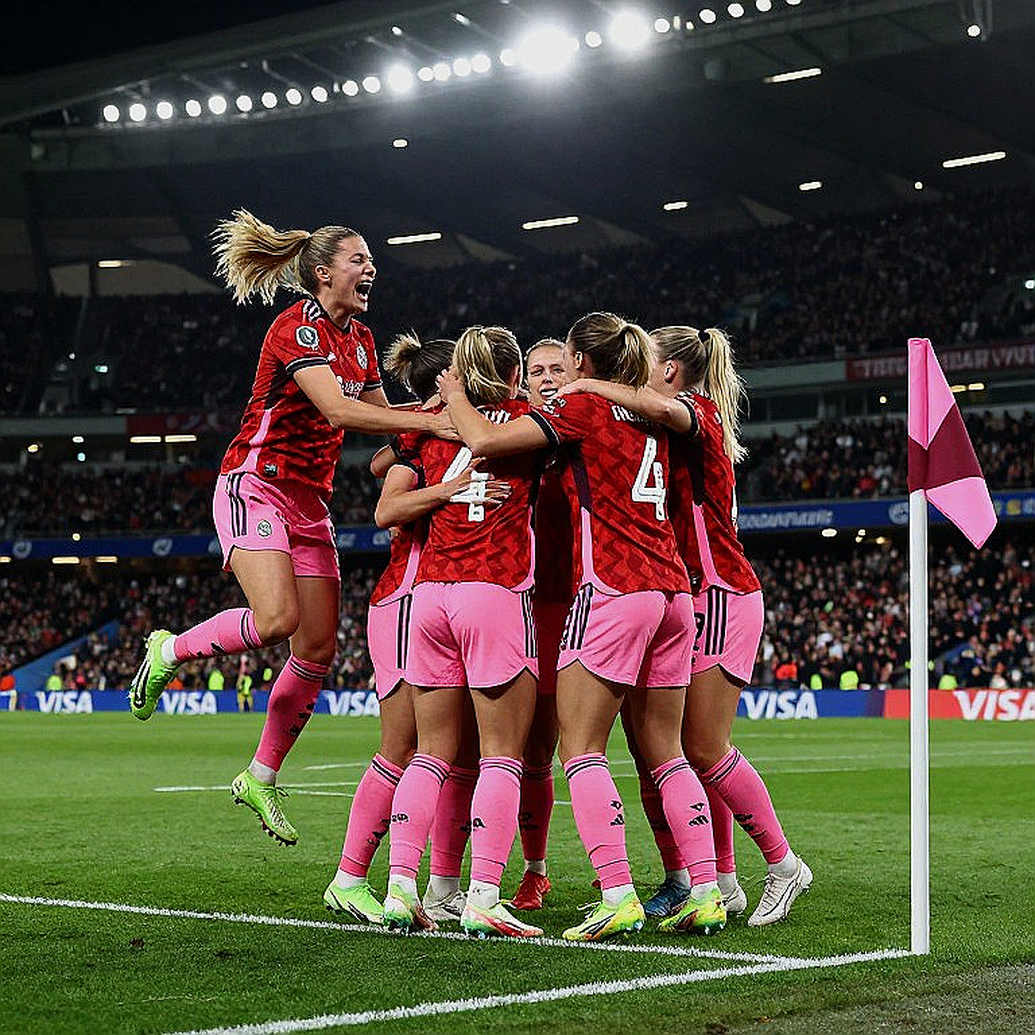 When the Entertainment Machine Buys the Pitch: How Streaming Money Is Repricing Football When the Entertainment Machine Buys the Pitch: How Streaming Money Is Repricing Football