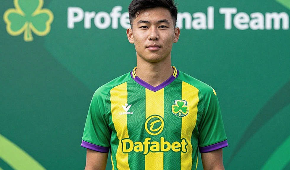 Coach Dinh Hong Vinh, the lucky black shirt and U23 Vietnam's puzzle of breaking the low block Coach Dinh Hong Vinh, the lucky black shirt and U23 Vietnam's puzzle of breaking the low block