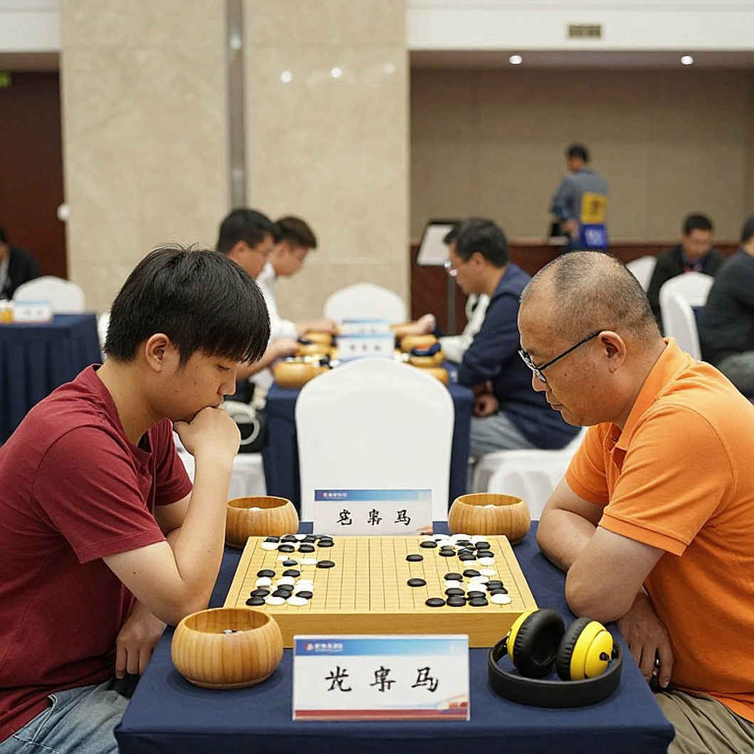 Ngọn đuốc Olympiad cờ vua 2026 sang tay Javokhir Sindarov, và ba danh xưng đứng sau ngọn lửa Ngọn đuốc Olympiad cờ vua 2026 sang tay Javokhir Sindarov, và ba danh xưng đứng sau ngọn lửa