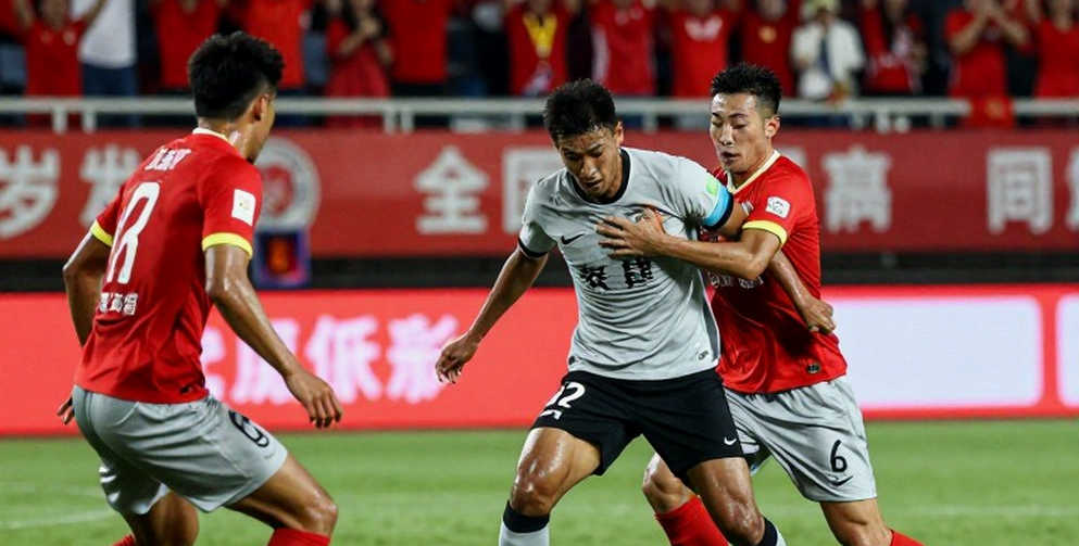 Dead Balls Are Rising Again: The Corner-Kick Revolution and Modern Football's New Meta Dead Balls Are Rising Again: The Corner-Kick Revolution and Modern Football's New Meta