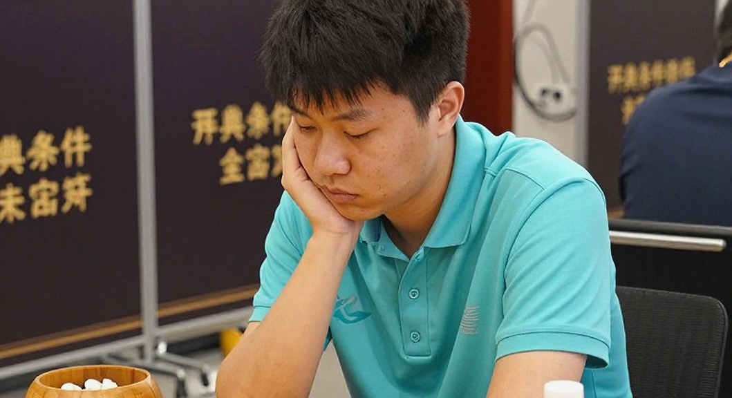 Kavutskiy và nước đi của ChessBase: Khi giáo trình cờ vua trở thành cuộc chiến thương hiệu cá nhân