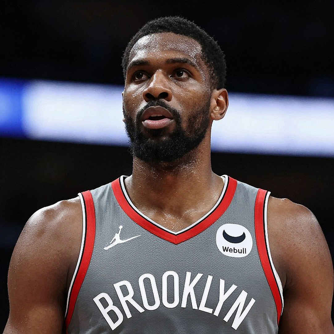 Cáo buộc LeBron James 'phá hủy sự nghiệp đồng đội': ba ví dụ tự bác bỏ lập luận Cáo buộc LeBron James 'phá hủy sự nghiệp đồng đội': ba ví dụ tự bác bỏ lập luận