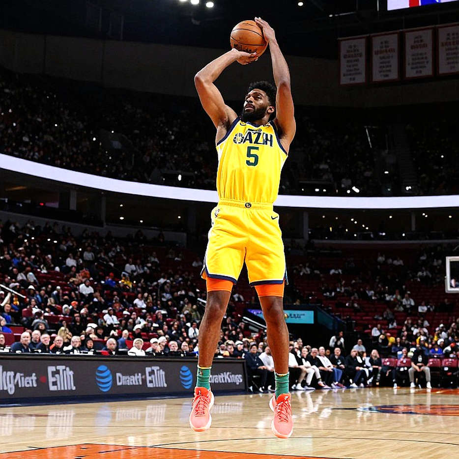 The Sabonis Whispers: Are the Charlotte Hornets Knocking While the Sacramento Kings Open a New Era?