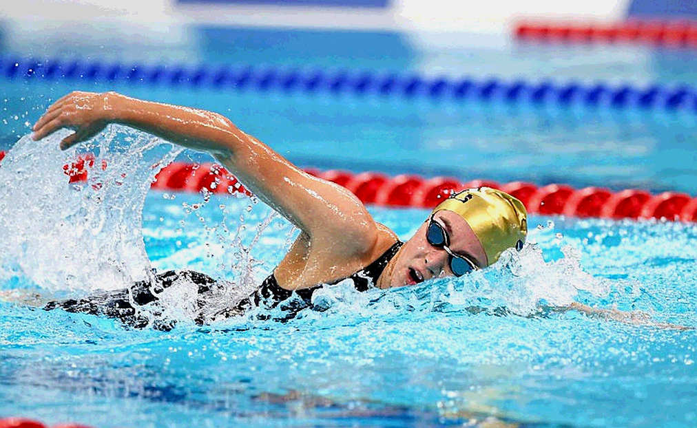 2:05.77 Và Khoảng Cách Hai Giây Không Ai Muốn Nhìn 2:05.77 Và Khoảng Cách Hai Giây Không Ai Muốn Nhìn