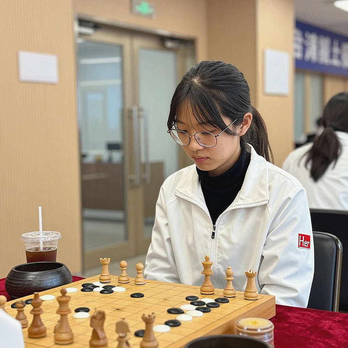 FIDE và canh bạc Samarkand: Lời hứa gọi Magnus Carlsen trở lại và bài toán xung đột lợi ích