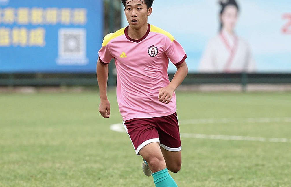 Năm cái tên vắng mặt, một sơ đồ 5-3-2 và canh bạc của Kim Sang Sik trước Thái Lan