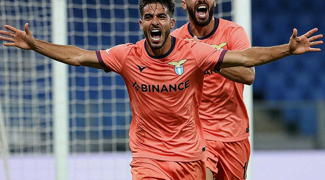 AC Milan 3-0 Lecce: Ba bàn thắng và một khán đài chưa chịu tin AC Milan 3-0 Lecce: Ba bàn thắng và một khán đài chưa chịu tin