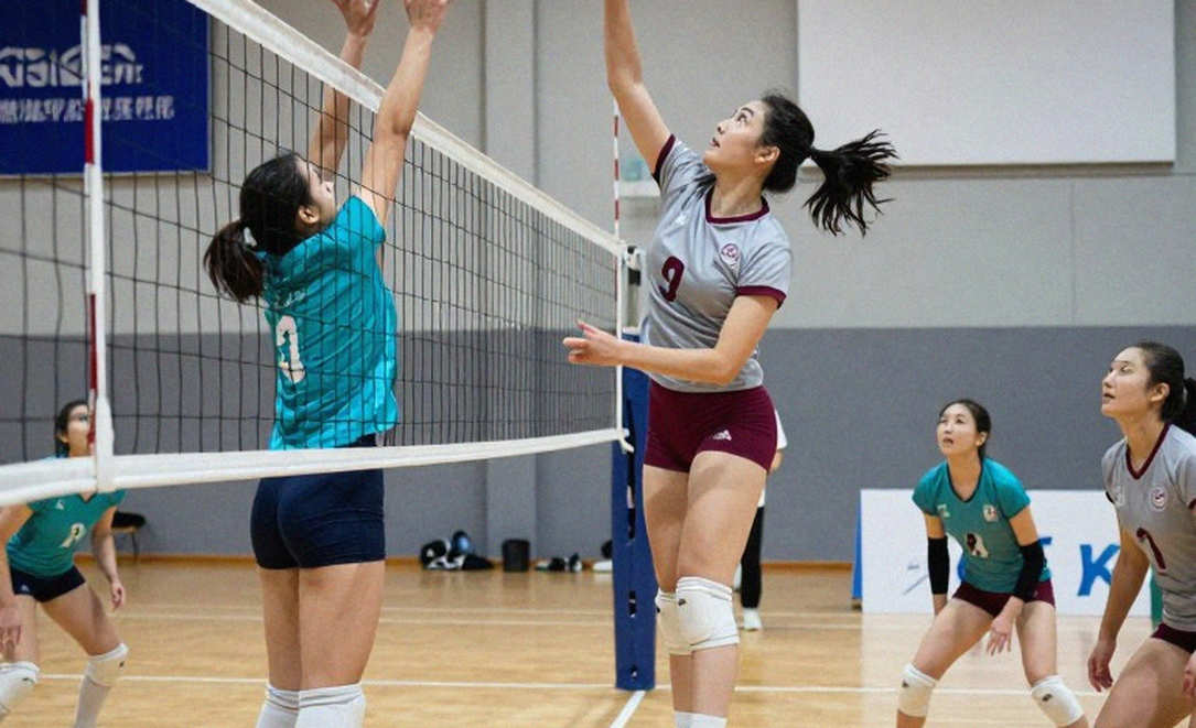 Suhl và chiếc Supercup đầu tiên: Ba set thắng cách biệt hai điểm, và những gì bảng tỷ số không kể