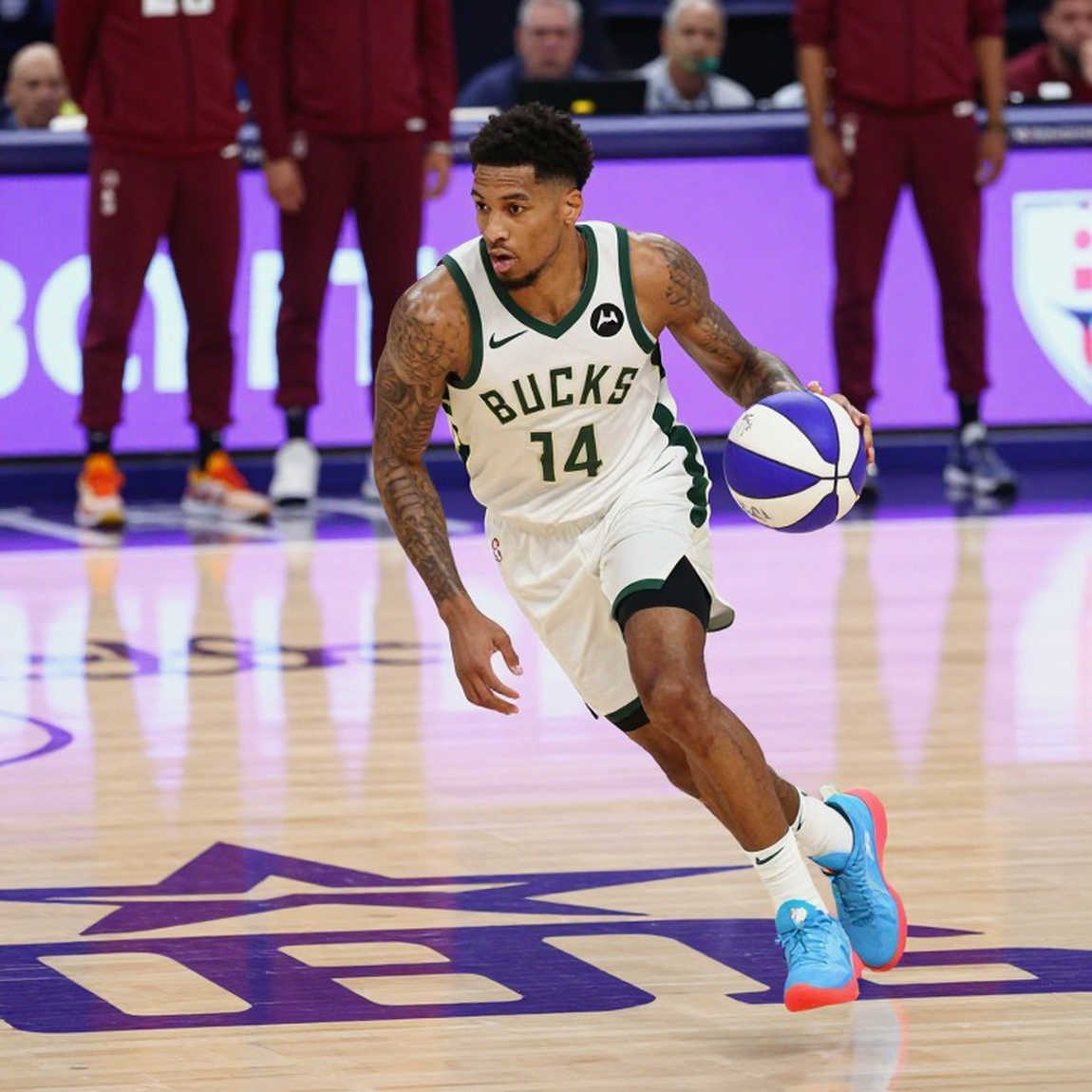 Stephen Curry, bản hợp đồng cuối cùng và lời thì thầm của tuổi 41