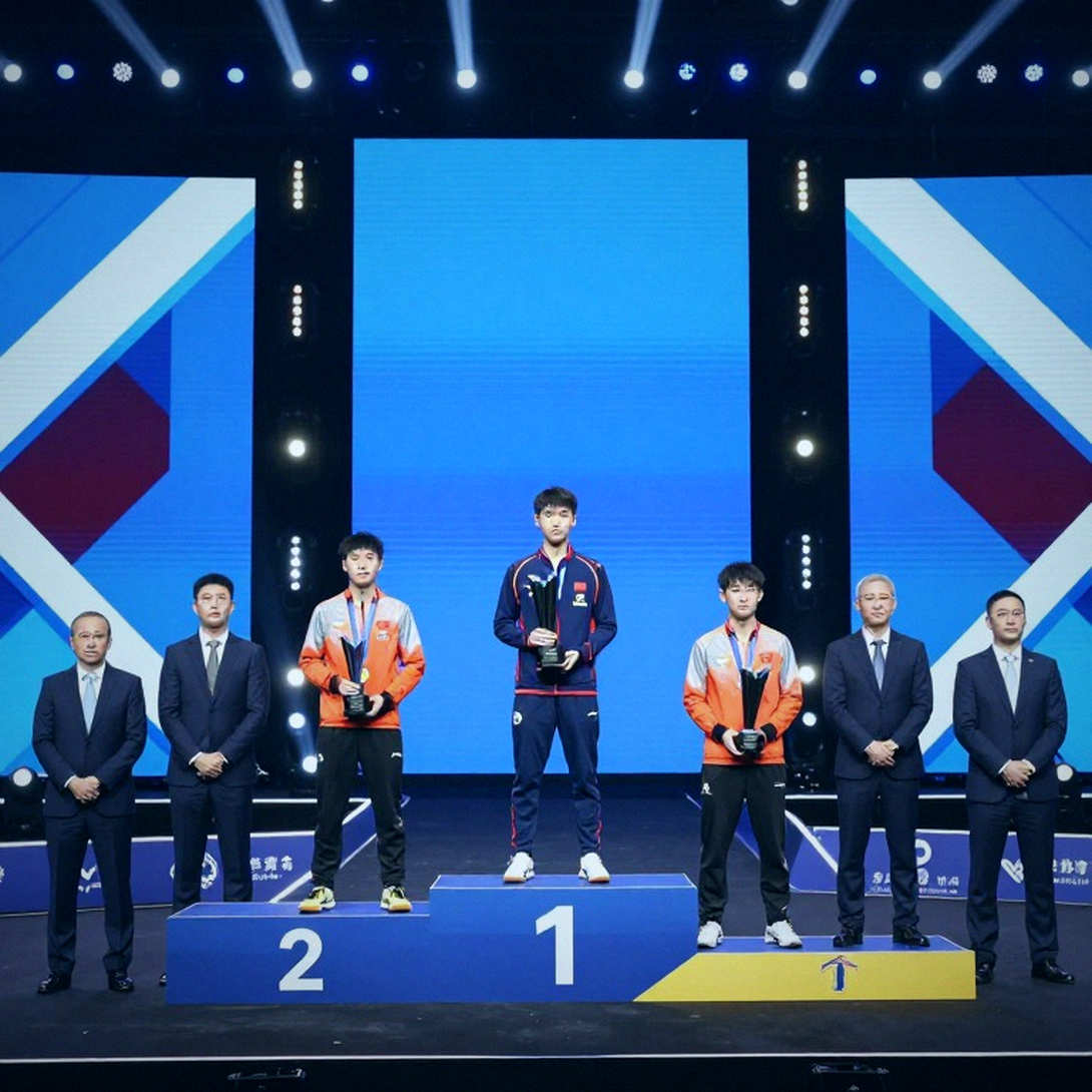 Cả hai nhà vô địch đều là hạt giống số 2: Under-21 National Cup và lỗ hổng của bảng xếp hạng Anh